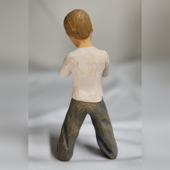 Willow Tree Heart of Gold, Sculpted Hand-Painted Figure - light colored hair - Picture 2 of 4